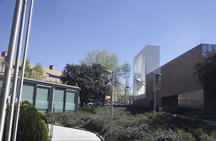 Sala Volturno Somosaguas Pozuelo de Alarcón. Exposición Mayka Kaima