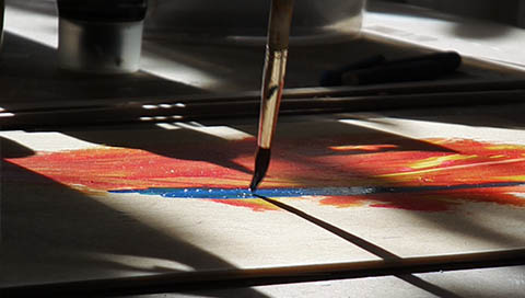 Taller de la artista Mayka Kaíma para realizar sus obras